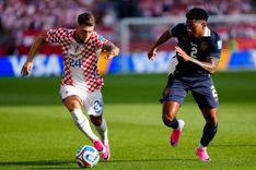 Croatia edge Panama 1-0