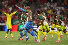 South Africa qualify after 1-0 against South Korea