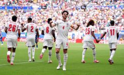 England and France wrap it up with a 4-6 thriller